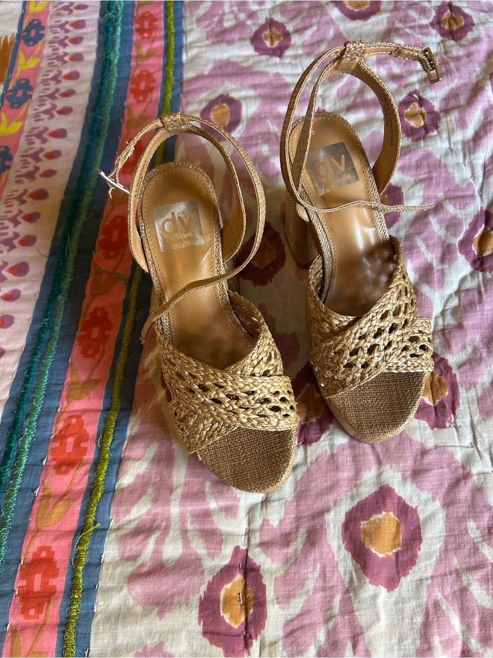 DV by Dolce Vita natural whisora platform sandal Raffia